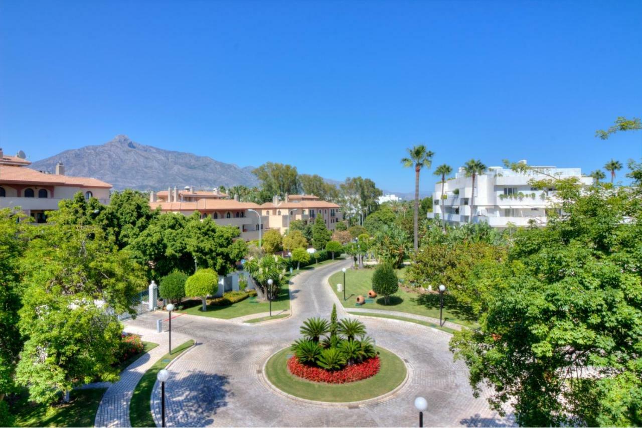 Apartment Beachfront In Puerto Banus, Playa Rocio