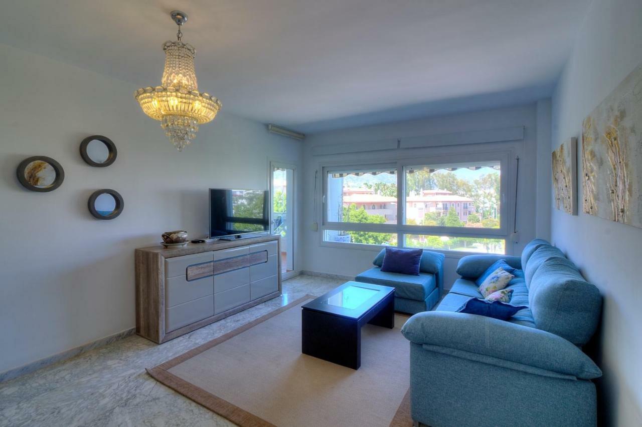 Apartment Beachfront In Puerto Banus, Playa Rocio Marbella